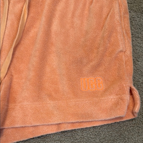 UGG Orange Athletic Shorts with Drawstring Waist and Terry Cloth Texture - Picture 2 of 4